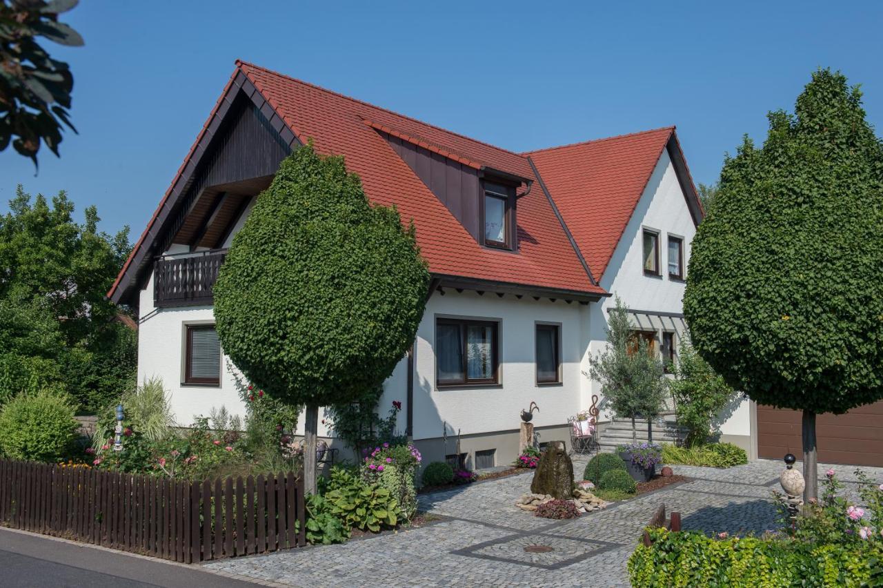 Ferienwohnung Tonart Sommerach Dış mekan fotoğraf